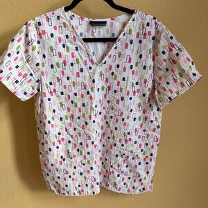 Cherokee Geometric Print Scrub Top